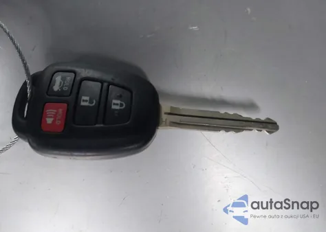 2017 Toyota Corolla Le из США, поврежденный, VIN 2T1BURHE1HC878233